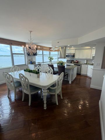 5200 N Ocean Drive 606, Singer Island, FL 33404