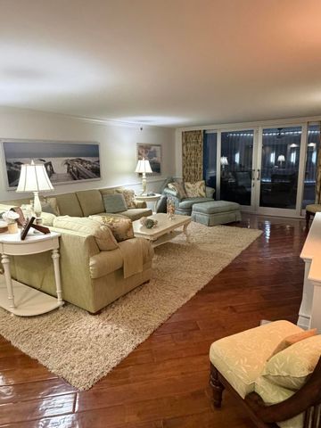 5200 N Ocean Drive 606, Singer Island, FL 33404
