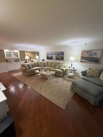 5200 N Ocean Drive 606, Singer Island, FL 33404