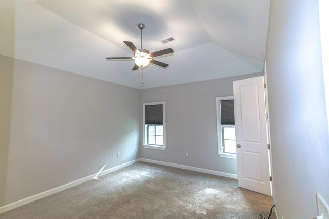 2422 CRIMSON RIDGE LN, Unincorporated, TN 38016