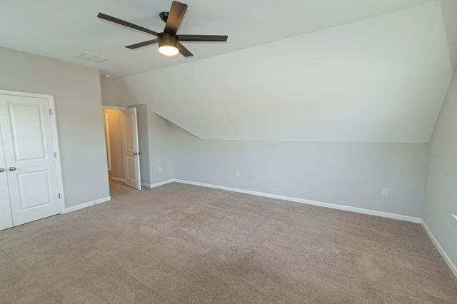 2422 CRIMSON RIDGE LN, Unincorporated, TN 38016