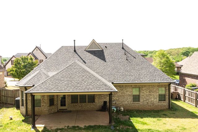 2422 CRIMSON RIDGE LN, Unincorporated, TN 38016
