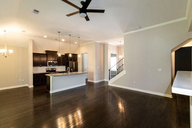 2422 CRIMSON RIDGE LN, Unincorporated, TN 38016