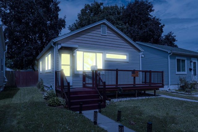 3851 S 17th STREET, Milwaukee, WI 53221