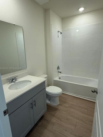 299 Conway, Other City - In The State Of Florida, FL 34771