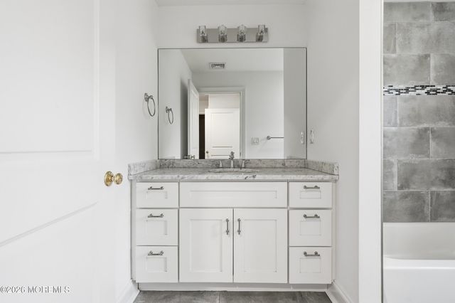 232 Woodcrest Road, Oakhurst, NJ 07755