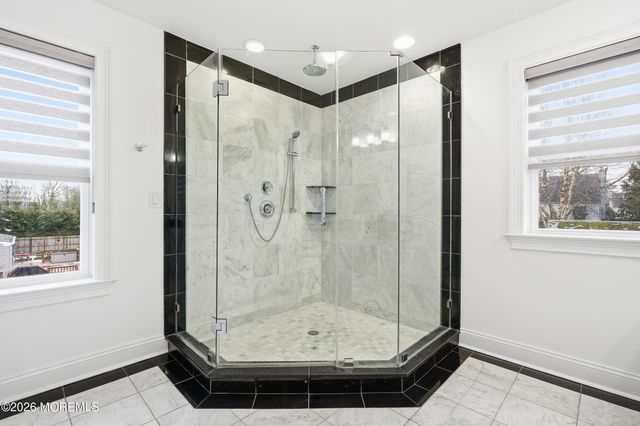 232 Woodcrest Road, Oakhurst, NJ 07755