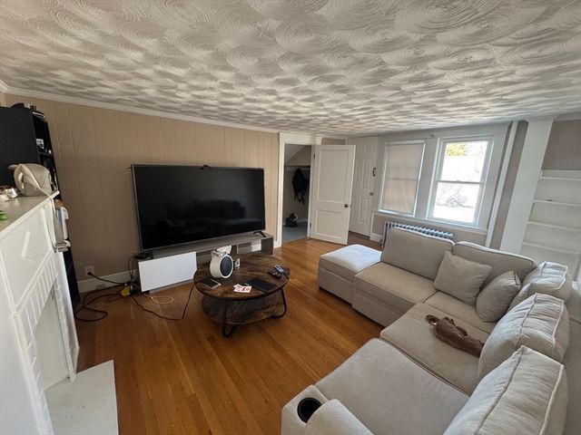 187 Danforth St 2, Framingham, MA 01701