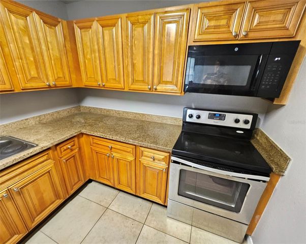 4073 DIJON DRIVE 4073J, Orlando, FL 32808