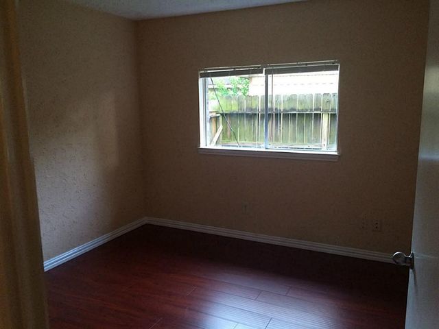 16826 Rippling Mill Drive, Sugar Land, TX 77498