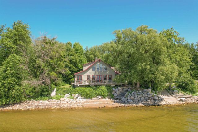 1103 Firehouse Road, Alburgh, VT 05440