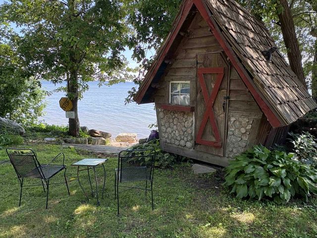 1103 Firehouse Road, Alburgh, VT 05440