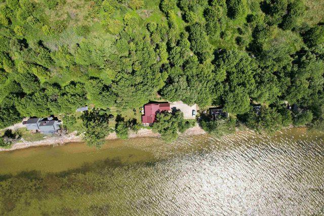 1103 Firehouse Road, Alburgh, VT 05440