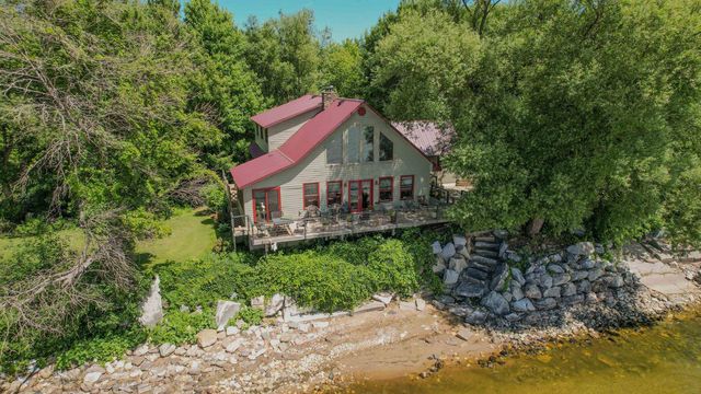 1103 Firehouse Road, Alburgh, VT 05440