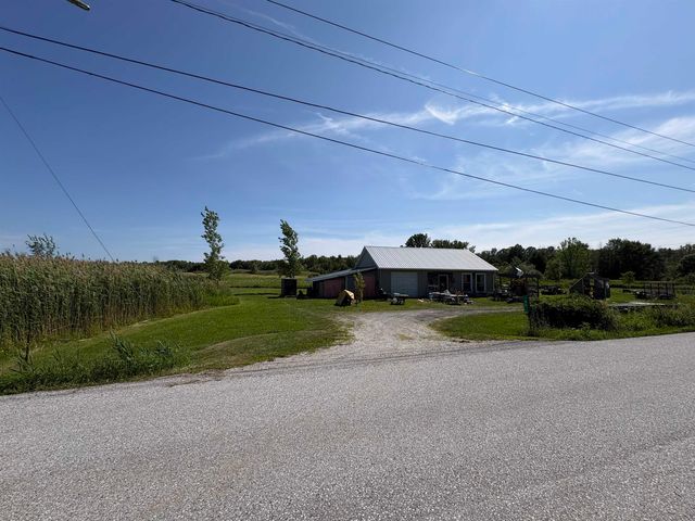 1103 Firehouse Road, Alburgh, VT 05440