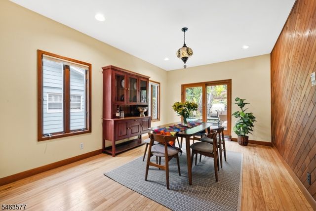 17 Floyd Rd, Verona Twp., NJ 07044