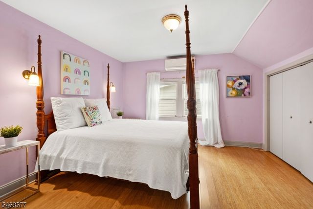 17 Floyd Rd, Verona Twp., NJ 07044
