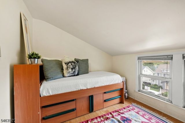 17 Floyd Rd, Verona Twp., NJ 07044