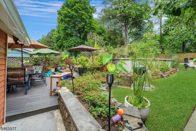 17 Floyd Rd, Verona Twp., NJ 07044
