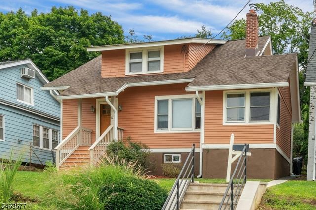 17 Floyd Rd, Verona Twp., NJ 07044