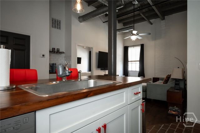 269 N Hull Street 202, Athens, GA 30601