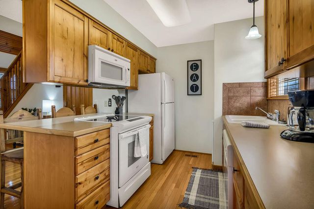 10 Olivia Court 105b, Branson West, MO 65737