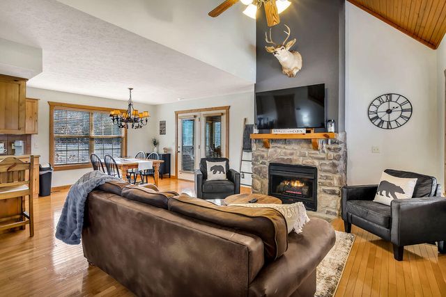 10 Olivia Court 105b, Branson West, MO 65737