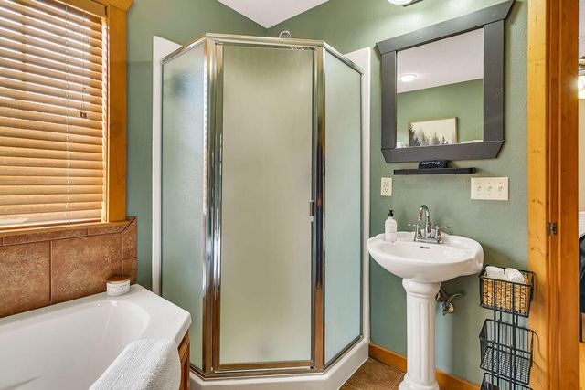 10 Olivia Court 105b, Branson West, MO 65737