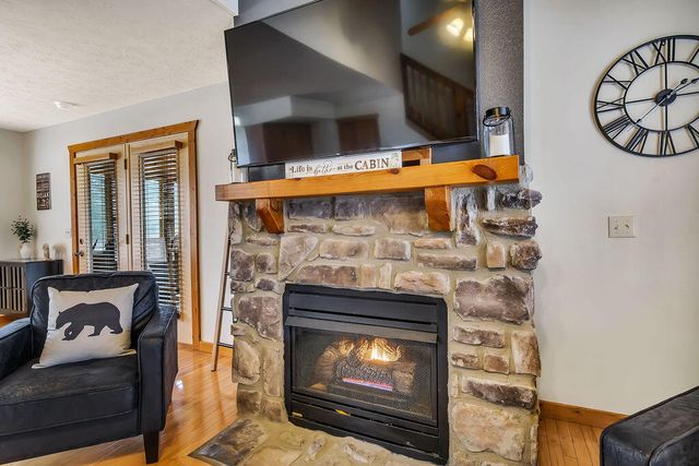 10 Olivia Court 105b, Branson West, MO 65737