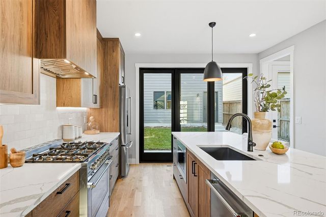 2186 S Sherman Street, Denver, CO 80210