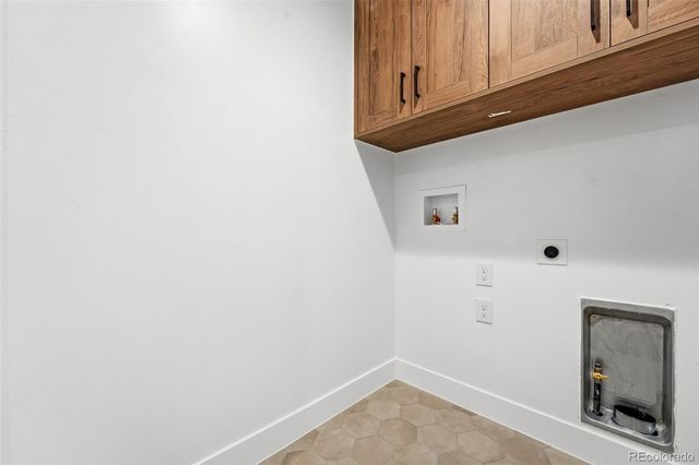 2186 S Sherman Street, Denver, CO 80210