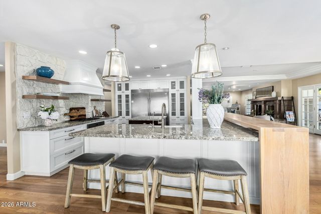 11832 N OAKHURST Way, Scottsdale, AZ 85254