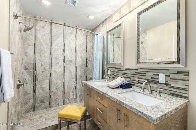 11832 N OAKHURST Way, Scottsdale, AZ 85254