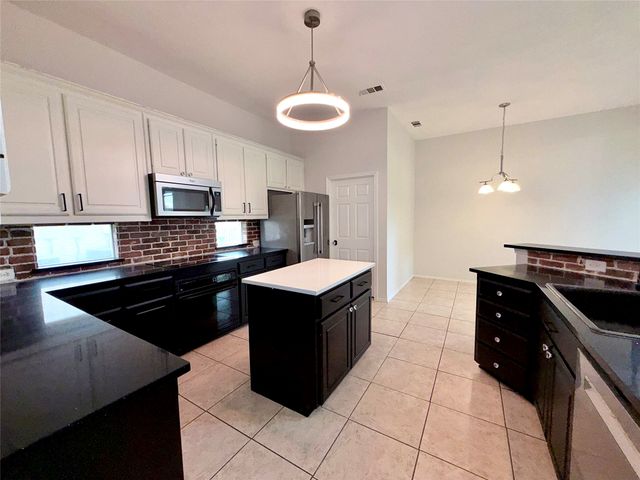 6416 Wexley Lane, The Colony, TX 75056