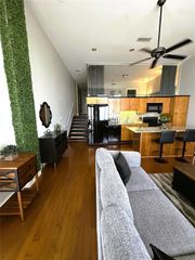3311 Yupon Street 503, Houston, TX 77006