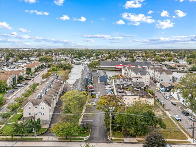 116 Westend Avenue 8, Freeport, NY 11520