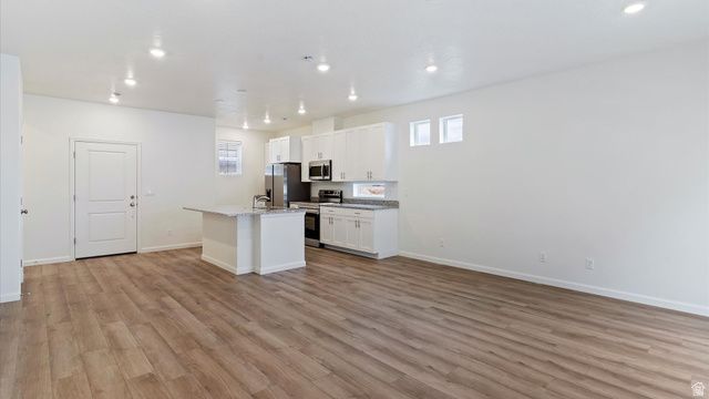68 N PROVO RIVER RD, Saratoga Springs, UT 84045