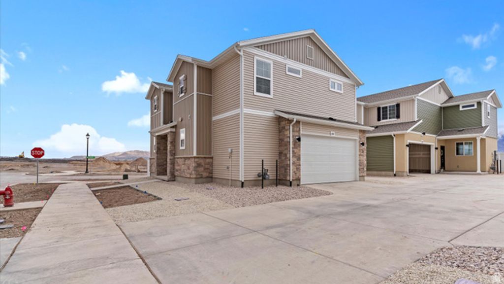 68 N PROVO RIVER RD, Saratoga Springs, UT 84045