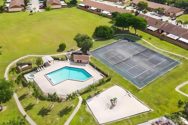 6708 NW 193rd Terrace, Hialeah, FL 33015