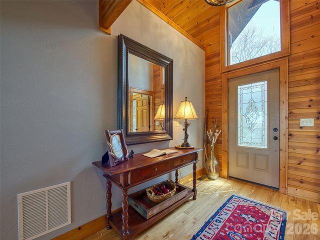 53 Kamama Trail, Maggie Valley, NC 28751