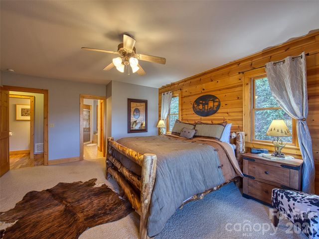 53 Kamama Trail, Maggie Valley, NC 28751