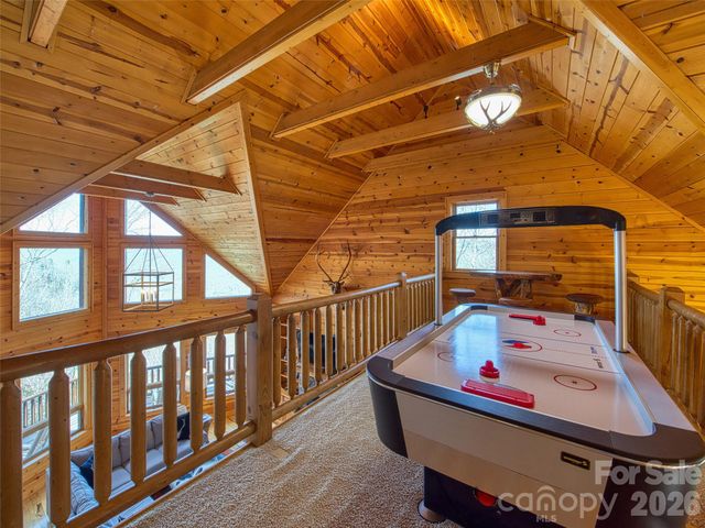53 Kamama Trail, Maggie Valley, NC 28751