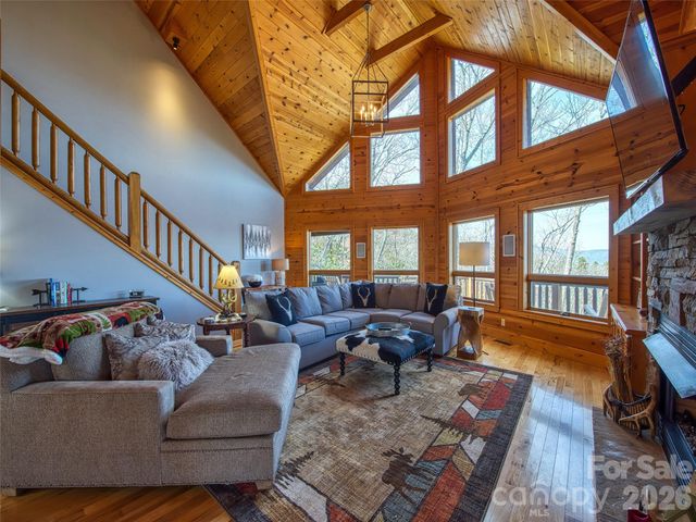 53 Kamama Trail, Maggie Valley, NC 28751