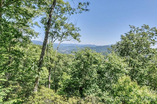 53 Kamama Trail, Maggie Valley, NC 28751