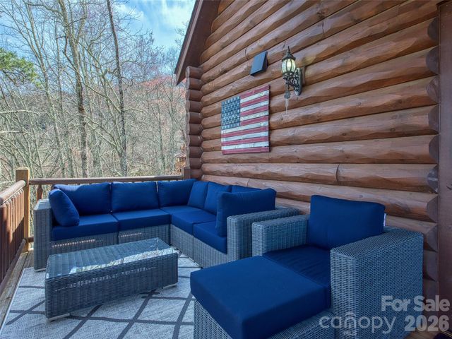 53 Kamama Trail, Maggie Valley, NC 28751