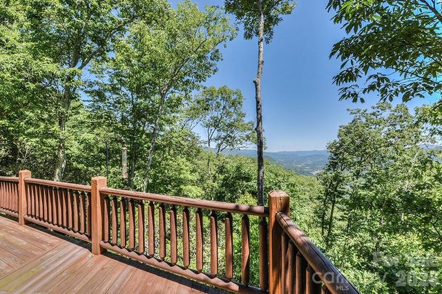 53 Kamama Trail, Maggie Valley, NC 28751