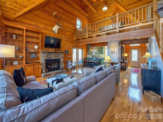 53 Kamama Trail, Maggie Valley, NC 28751