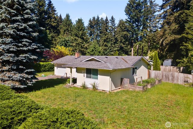 5016 Tri Lake Loop SE, Olympia, WA 98513