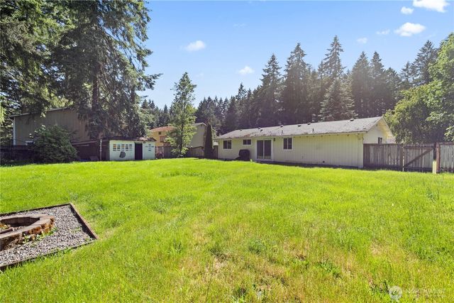 5016 Tri Lake Loop SE, Olympia, WA 98513
