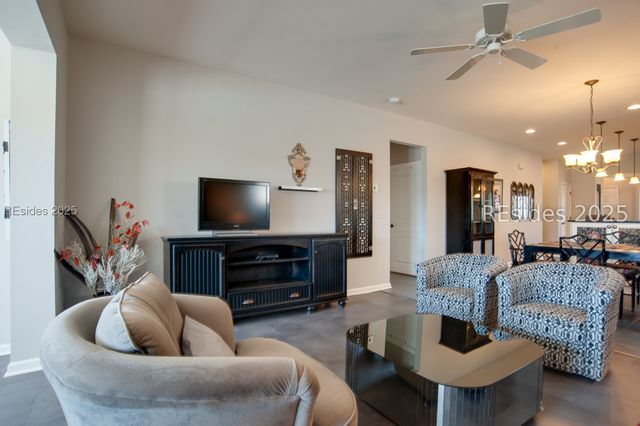 399 Heathwood Dr, Okatie, SC 29909